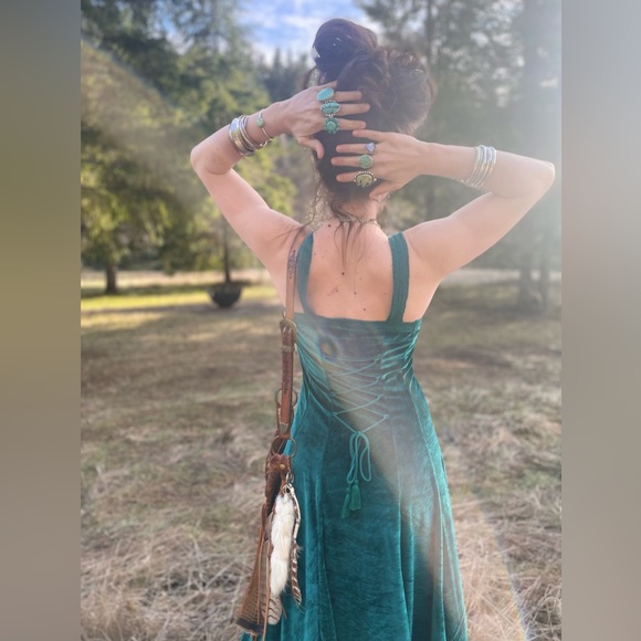 Tree of Life Teal Velvet Sleeveless Dress - Picture 5 of 10